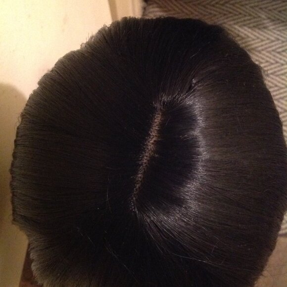 **NEW NEVER WORN** Short Straight Bob Synthetic Wig Black - Picture 5 of 10